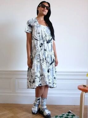 WRAY NYC Helen Midi Dress in Graphic Parade Print NWT